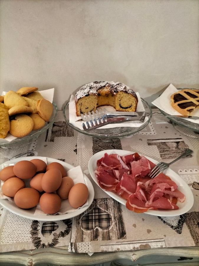 B&B Sasso Di Rocca Gaggio Montano Buitenkant foto